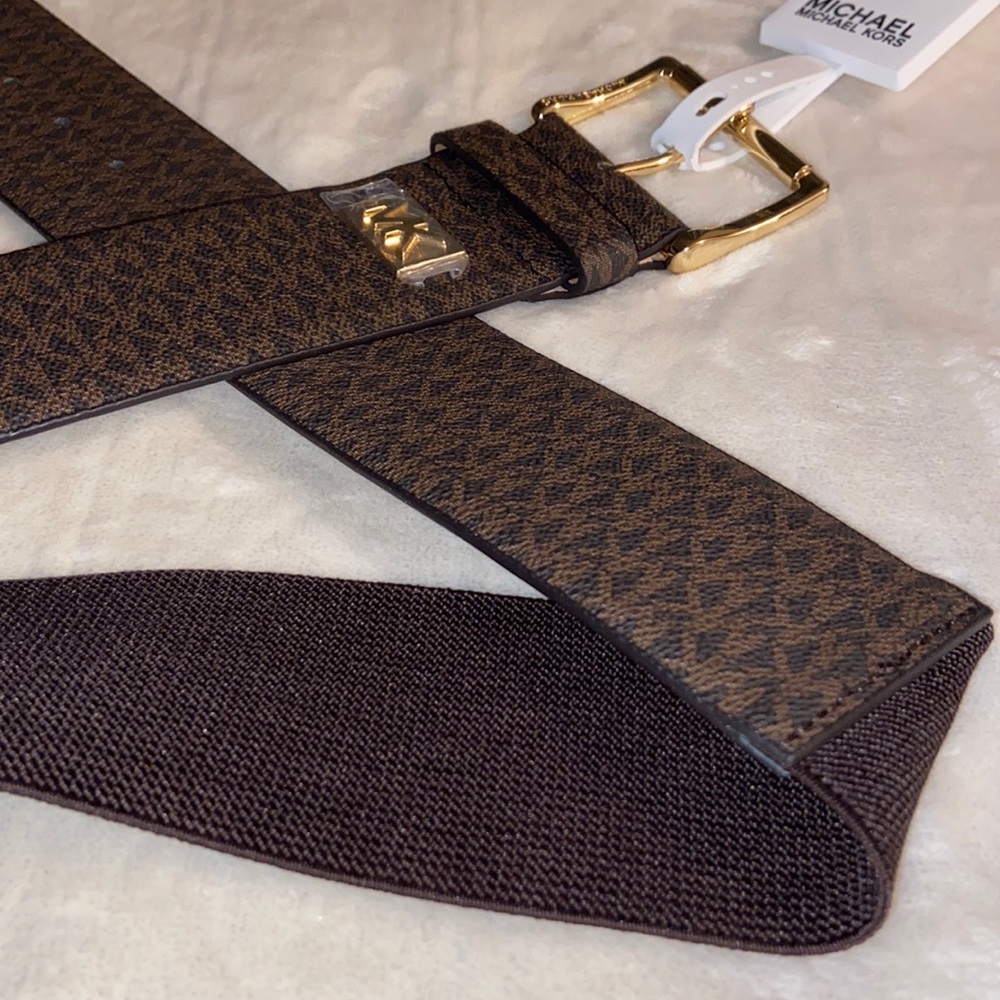 Wide High-Waist Michael Kors Belt - Picture 4 of 7